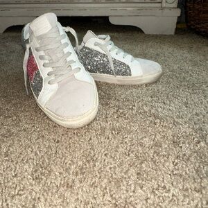Vintage Havana sneakers size 9
